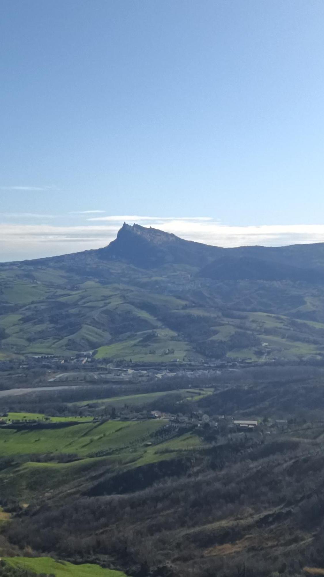 Locanda Larotonda Villa Verucchio المظهر الخارجي الصورة